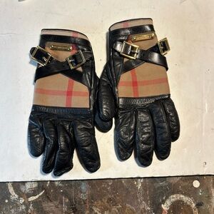Burberry Black Leather and Tan Plaid Gloves